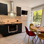 Le Regis, Des Moments Simples Et Vrais